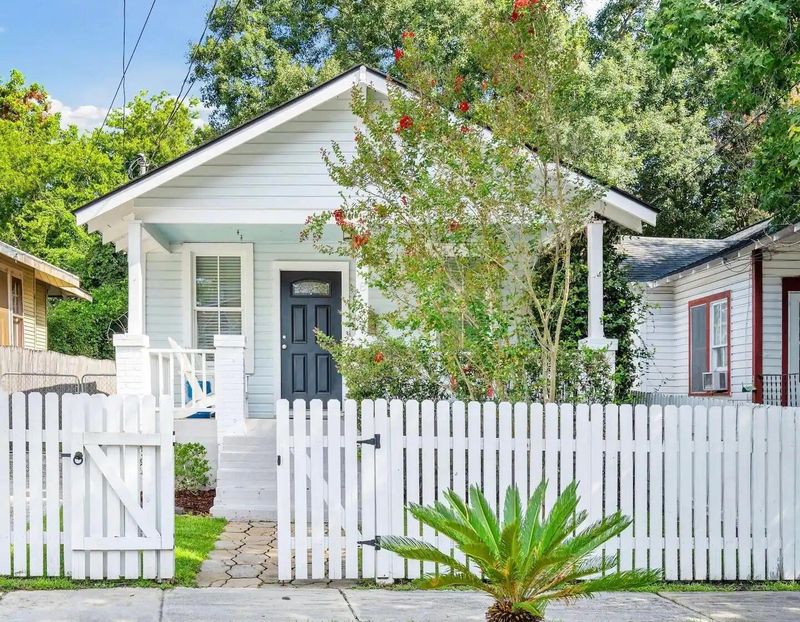 8 Poplar St, Charleston, SC 29403