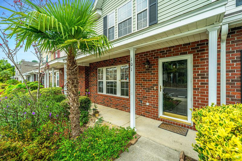 101 Darcy Ave, Goose Creek, SC 29445