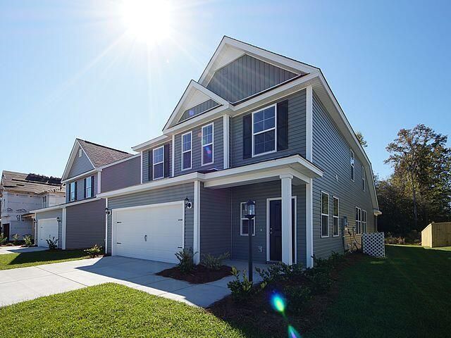 359 Hillman Trail Dr, Moncks Corner, SC 29461