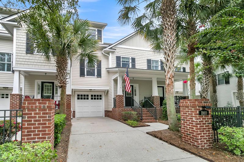 1869 Pierce St, Charleston, SC 29492