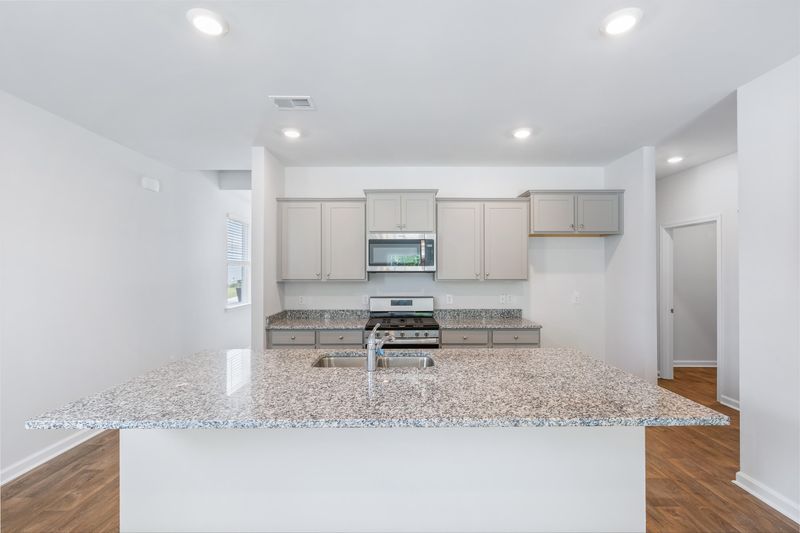 2312 Macallan Blvd, Ravenel, SC 29470