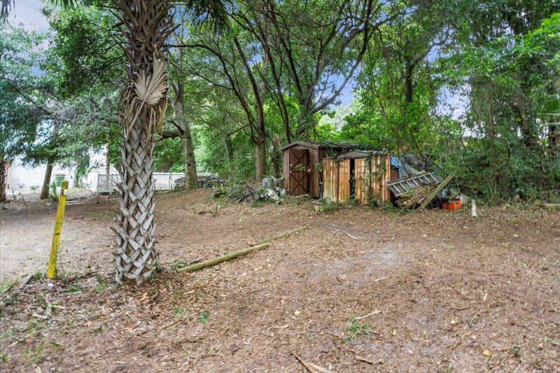 206 W Hudson Ave, Folly Beach, SC 29439