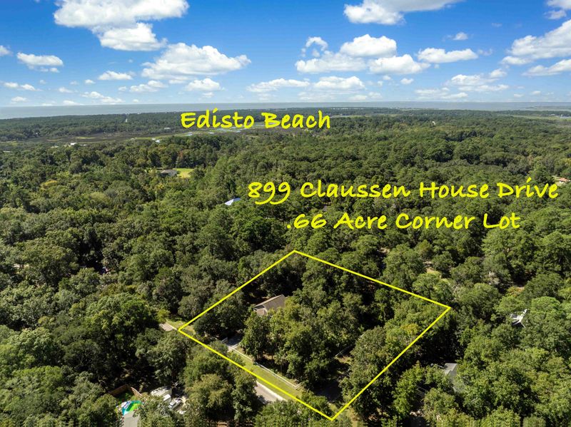 899 Claussen House Dr, Edisto Island, SC 29438