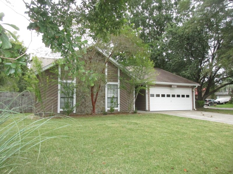 5761 Wyncliff Dr, North Charleston, SC 29418
