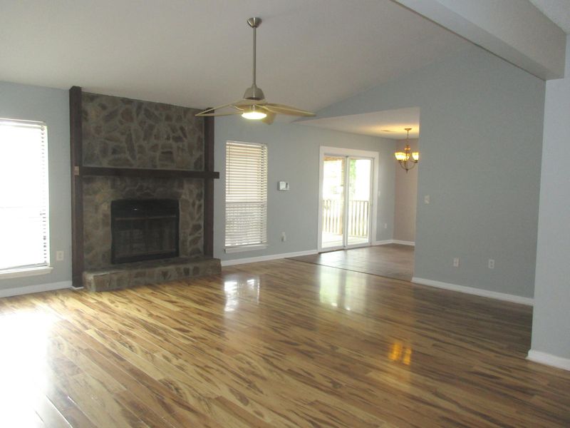 5761 Wyncliff Dr, North Charleston, SC 29418