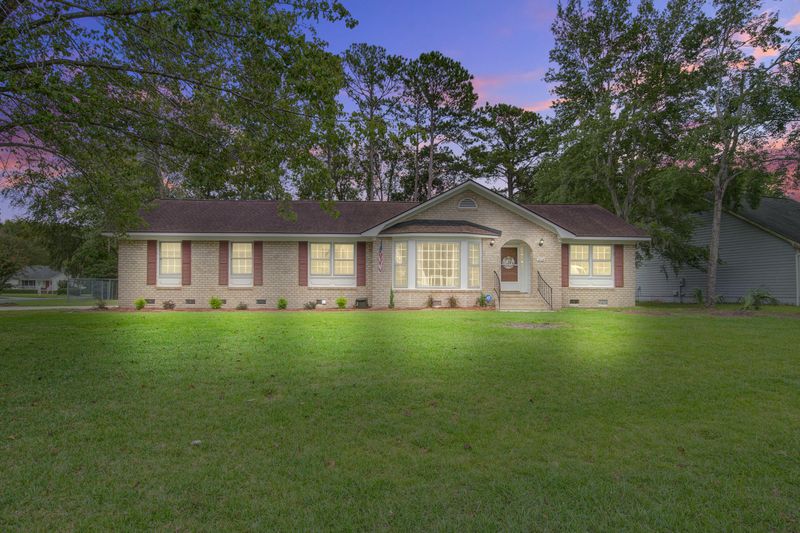 213 Blue Heron Dr, Summerville, SC 29485