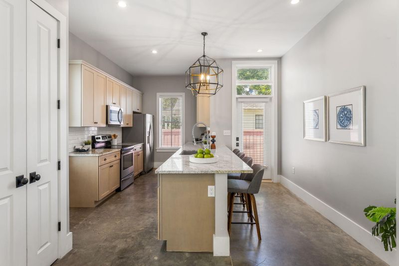 9 Porters Ct, Charleston, SC 29403
