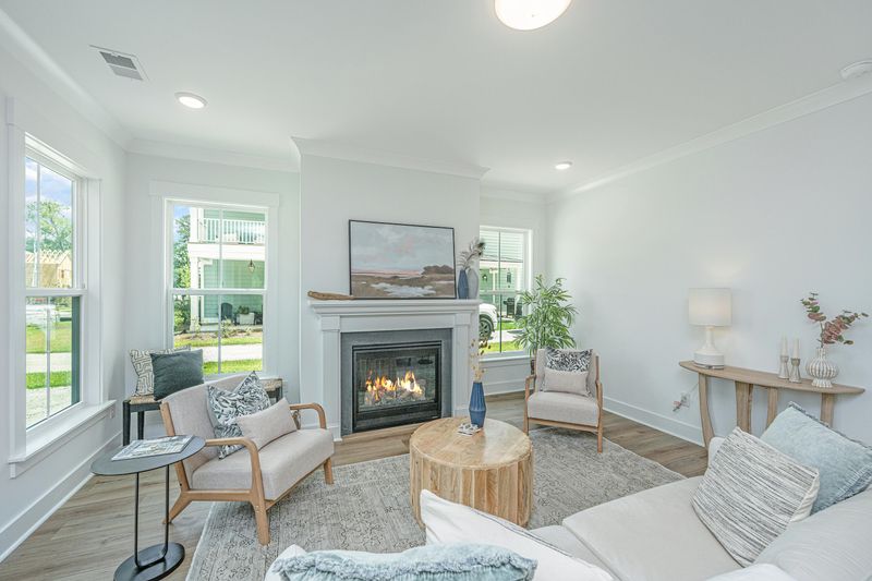 100 Gray Pine Ln, Summerville, SC 29483