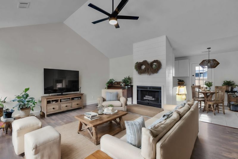 3282 Heaton Dr, Ladson, SC 29456