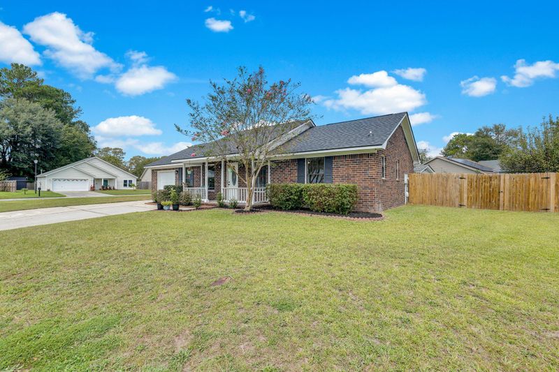 3282 Heaton Dr, Ladson, SC 29456