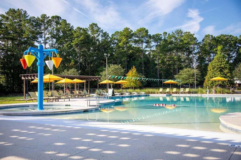 221 Orwel St, Summerville, SC 29486