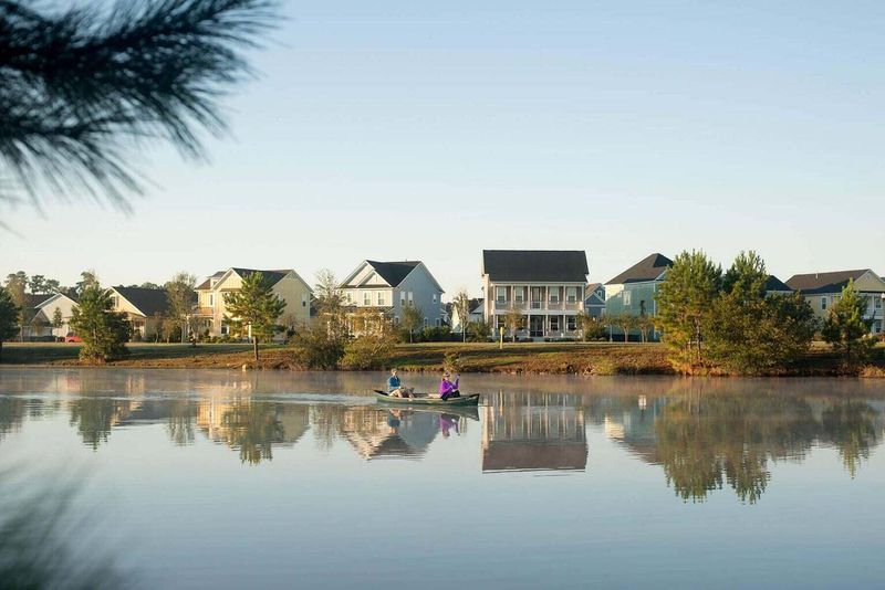 221 Orwel St, Summerville, SC 29486