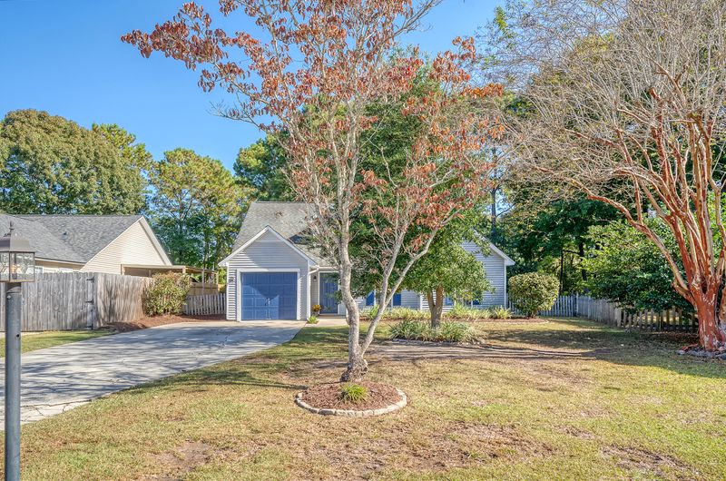 1890 Armory Dr, Mount Pleasant, SC 29466