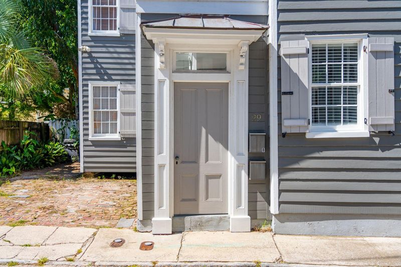 29 Sires St #A, Charleston, SC 29403