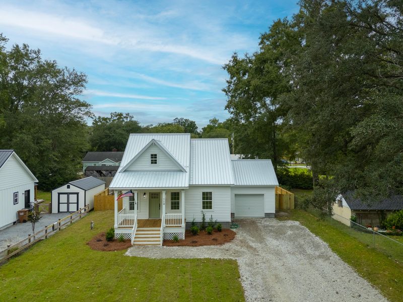 710 Evening Rose Ln, Moncks Corner, SC 29461