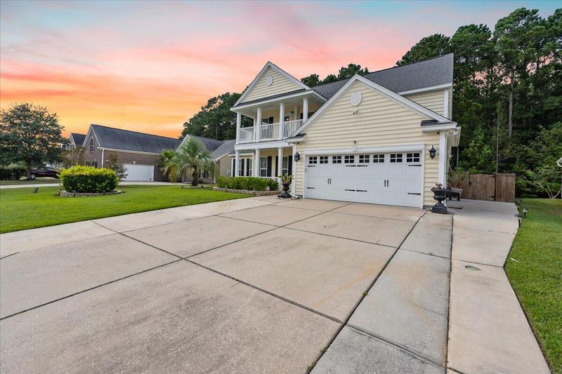 373 Decatur Dr, Summerville, SC 29486