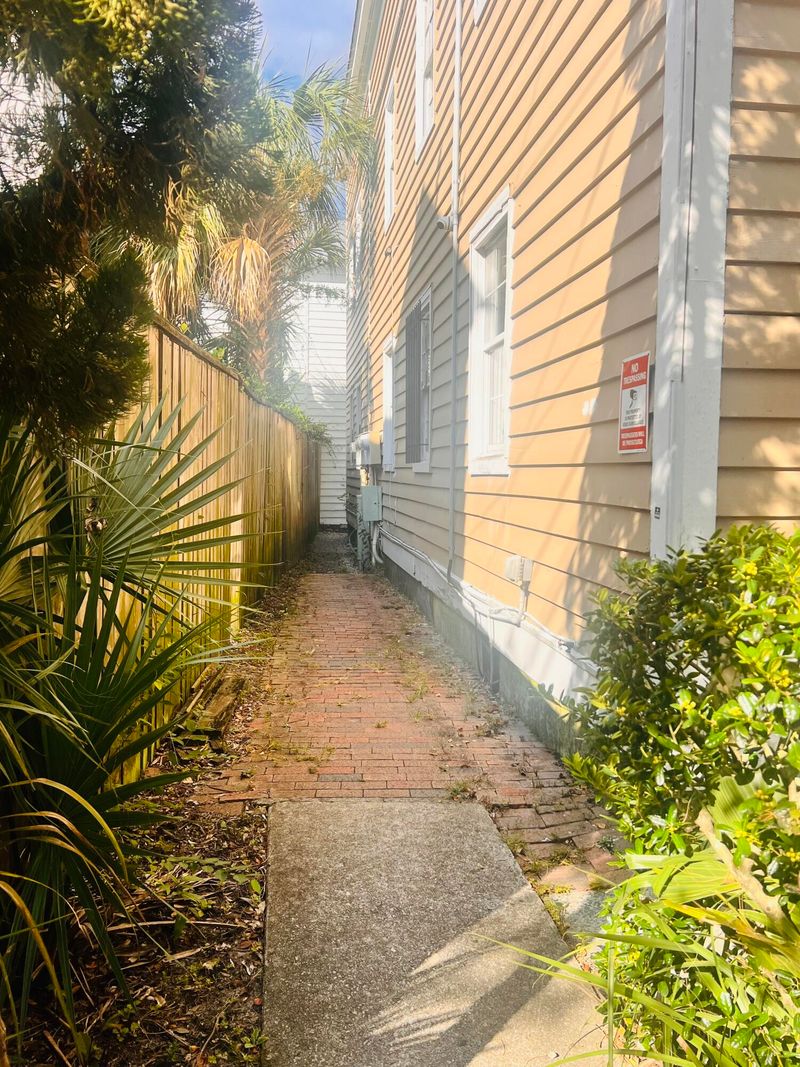 141 Coming St #D, Charleston, SC 29403