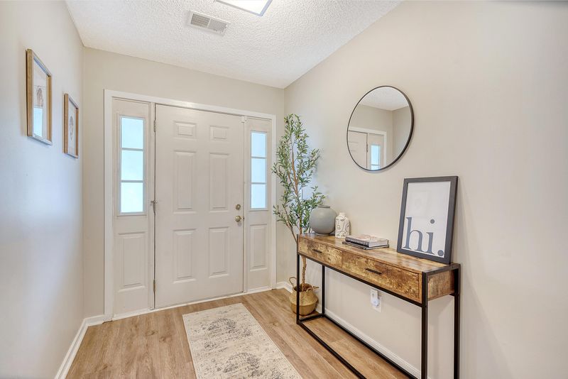 2884 N Moss Oak Ln, Charleston, SC 29414