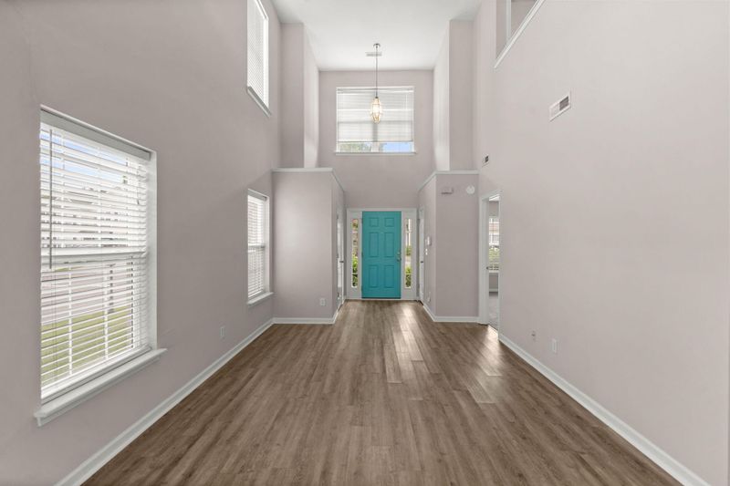 2436 Scholar Ln, North Charleston, SC 29406