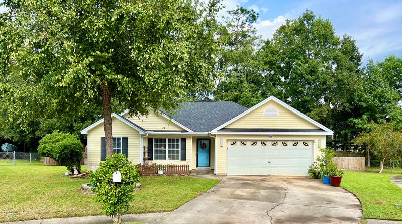 1708 Pheasant Ln, Hanahan, SC 29410