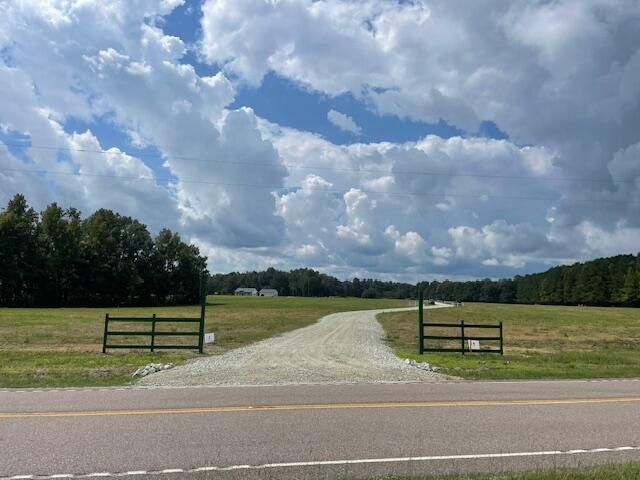 10 Austin Swamp Ln, Ridgeville, SC 29472