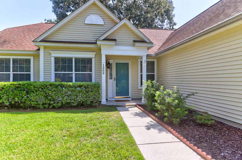 1209 Bridgeport Dr, Mount Pleasant, SC 29466