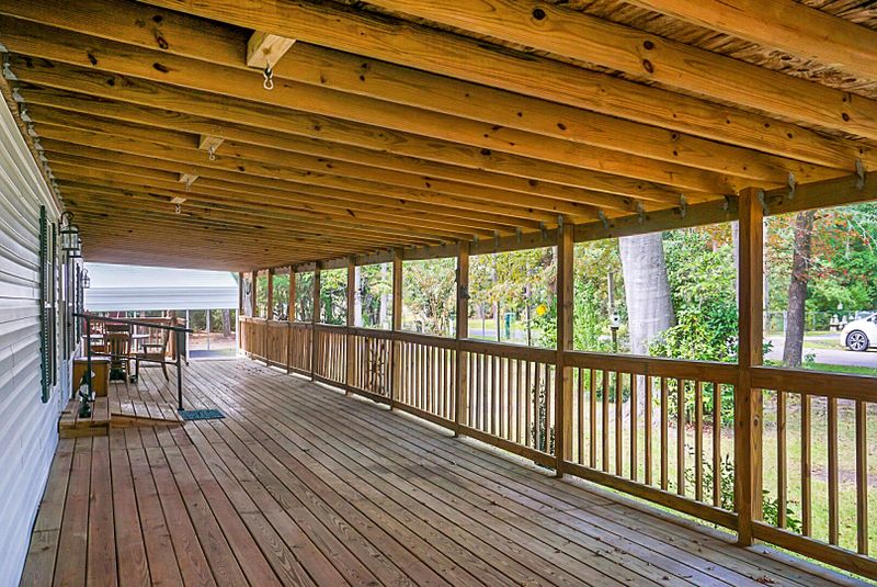162 Ponderosa Rd, Summerville, SC 29483