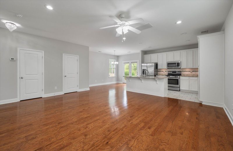 1802 Poplar Grove Pl, Summerville, SC 29483