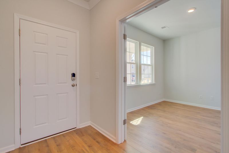 264 Pine Crest View Dr, Summerville, SC 29486