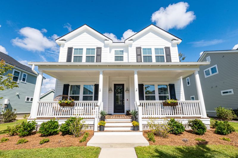 1800 Agate Bay Dr, Mount Pleasant, SC 29466