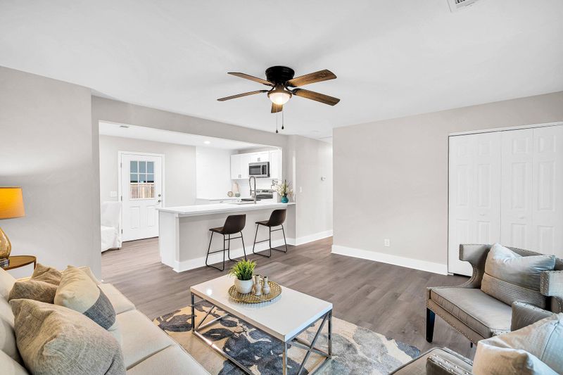 120 Blossom St, Goose Creek, SC 29445