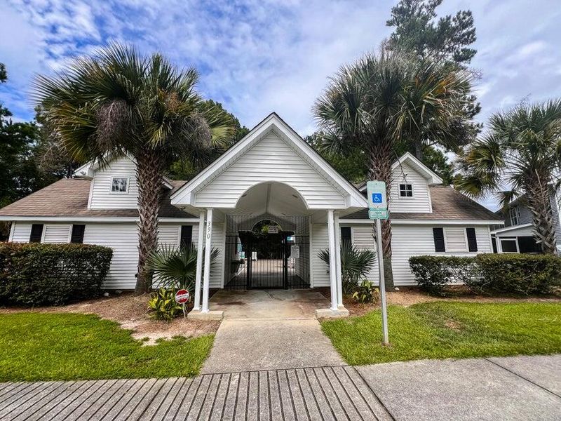 553 Truman Dr, Goose Creek, SC 29445