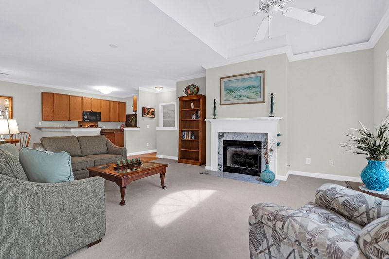 1328 Kingsford Ln, Mount Pleasant, SC 29466