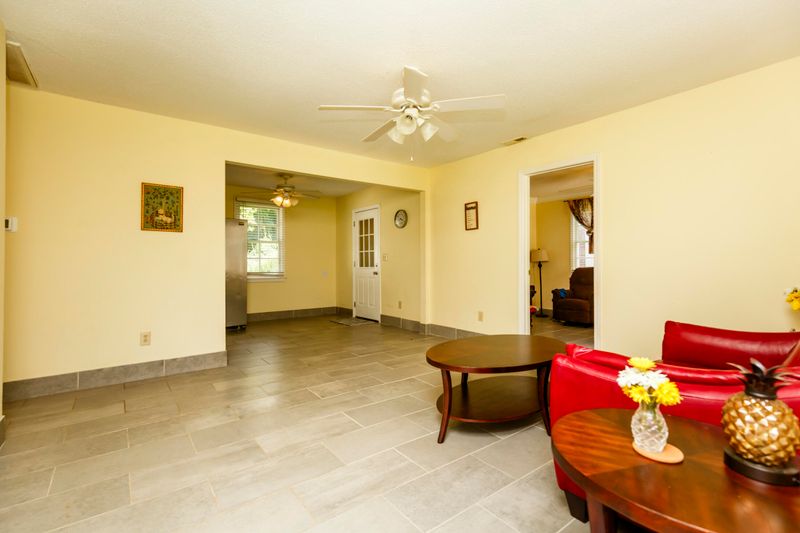 3237 Bonanza Rd, Charleston, SC 29414