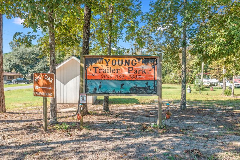 1087 Oakland Dr, Cross, SC 29436