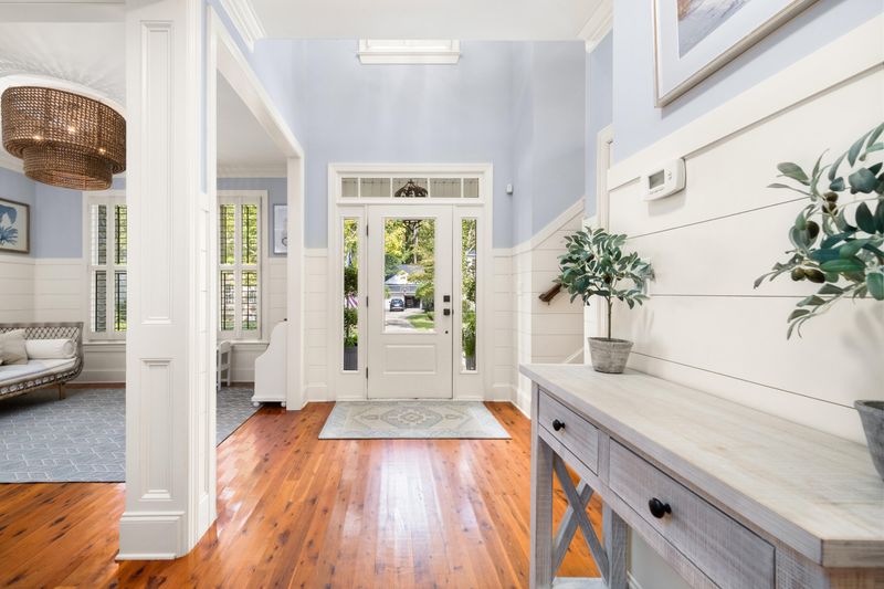 1023 Barfield St, Charleston, SC 29492