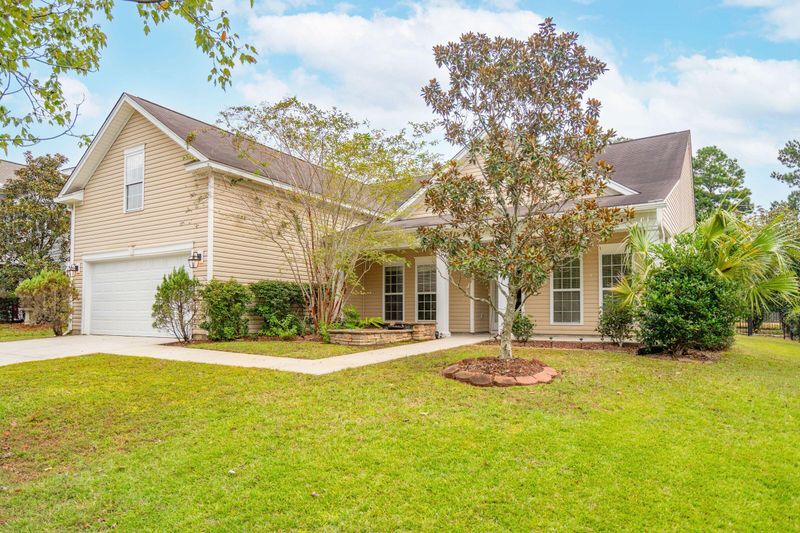 1516 St Stephens Way, Hanahan, SC 29410