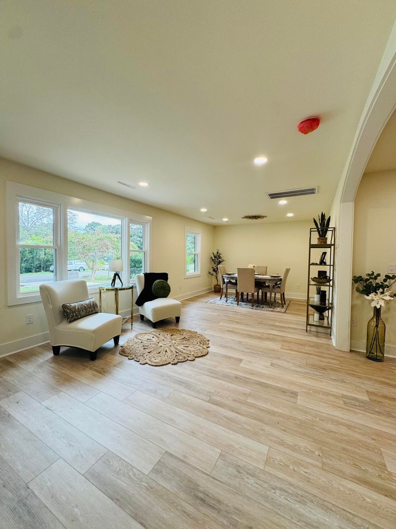 9 Rice Dr, Charleston, SC 29407