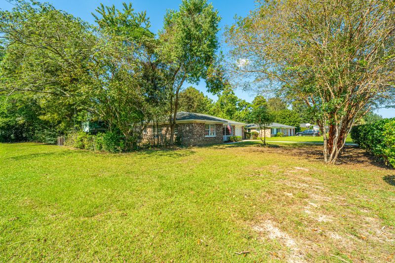 404 Beauregard Rd, Summerville, SC 29486
