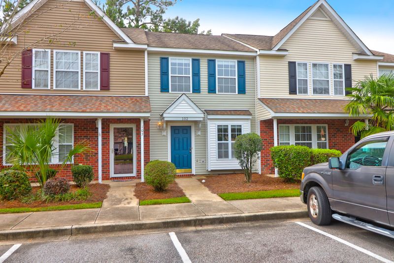 102 Tree Branch Cir, Summerville, SC 29483