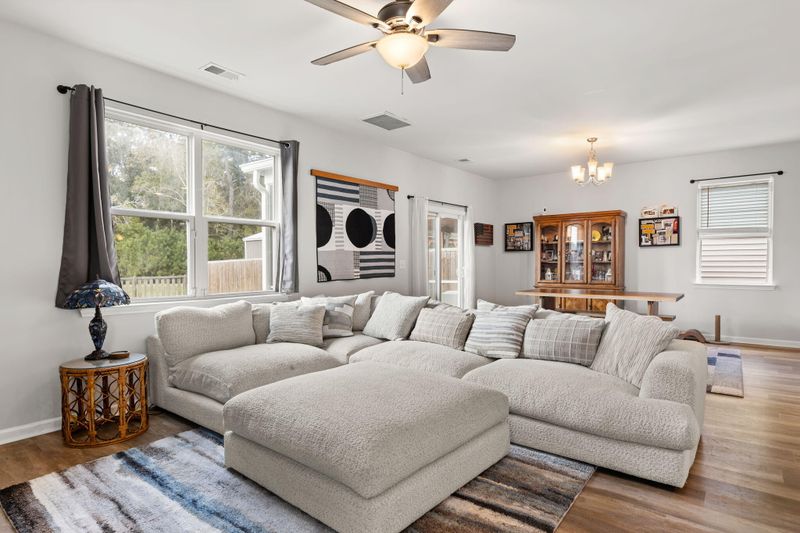 9811 Sickle Dr, Ladson, SC 29456