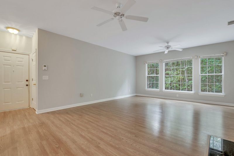 1656 Camfield Ln, Mount Pleasant, SC 29466