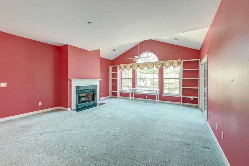 1431 Belcourt Ln, Mount Pleasant, SC 29466