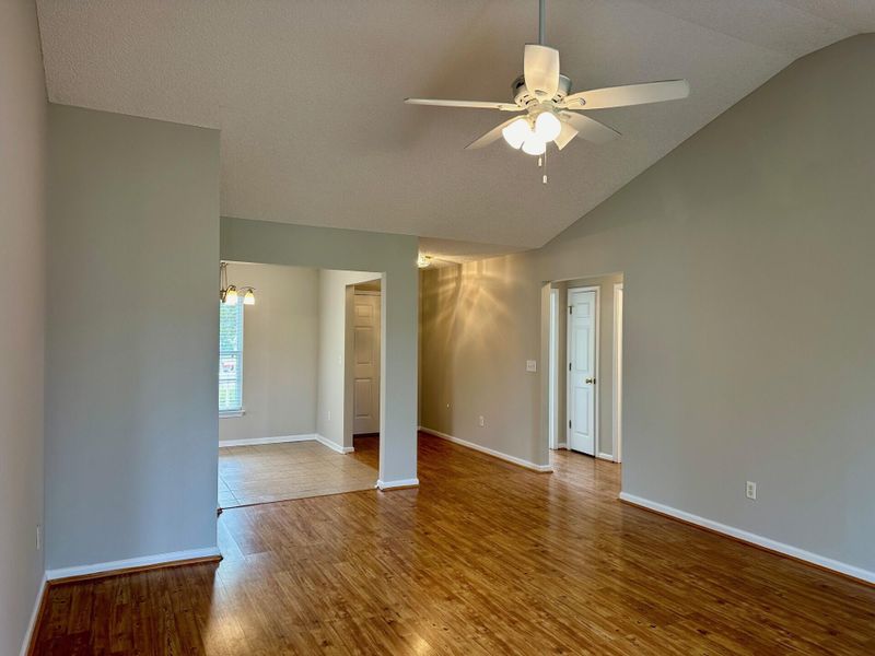 5036 Holdsworth Dr, Summerville, SC 29485