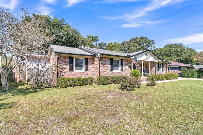 1240 Greenfield Pl, Hanahan, SC 29410