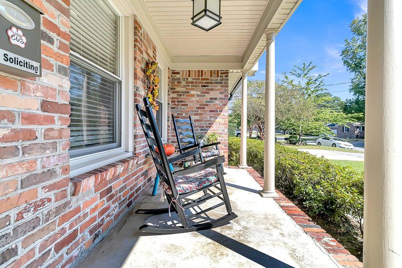1240 Greenfield Pl, Hanahan, SC 29410