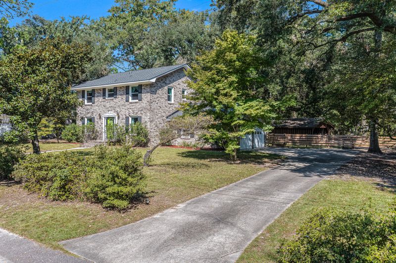 211 Chucker Dr, Summerville, SC 29485