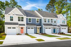 1028 Crescent Cove Ln, Summerville, SC 29483