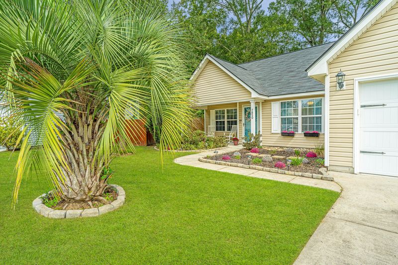 7850 Expedition Dr, North Charleston, SC 29420