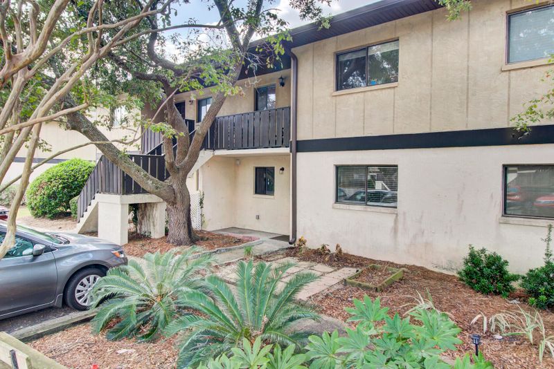 2170 Bees Ferry Rd #B, Charleston, SC 29414
